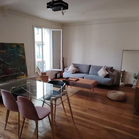 Apartment Grand 2p Centre Mairie & Metro Clichy